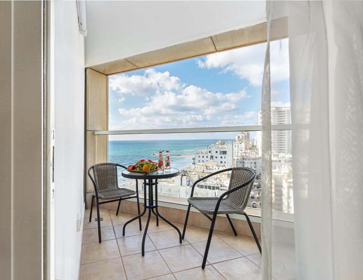 Go To Apartments In Leonardo Bat Yam Cameră foto