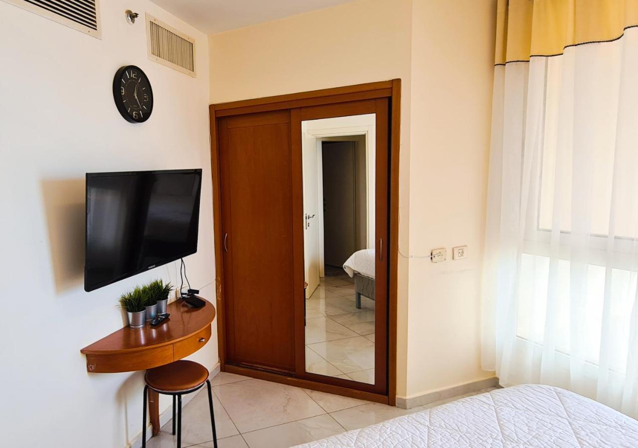 Go To Apartments In Leonardo Bat Yam Exterior foto