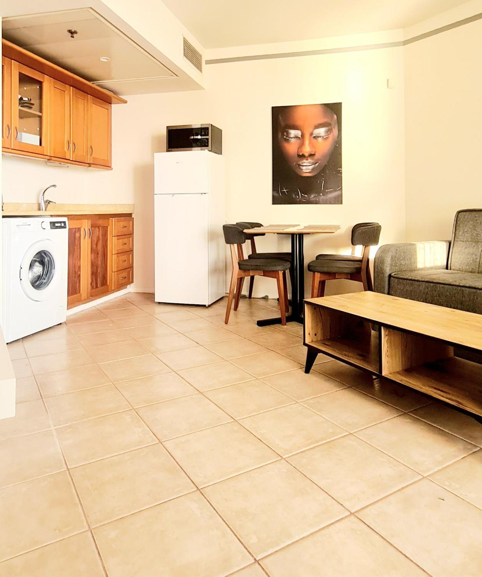 Go To Apartments In Leonardo Bat Yam Exterior foto