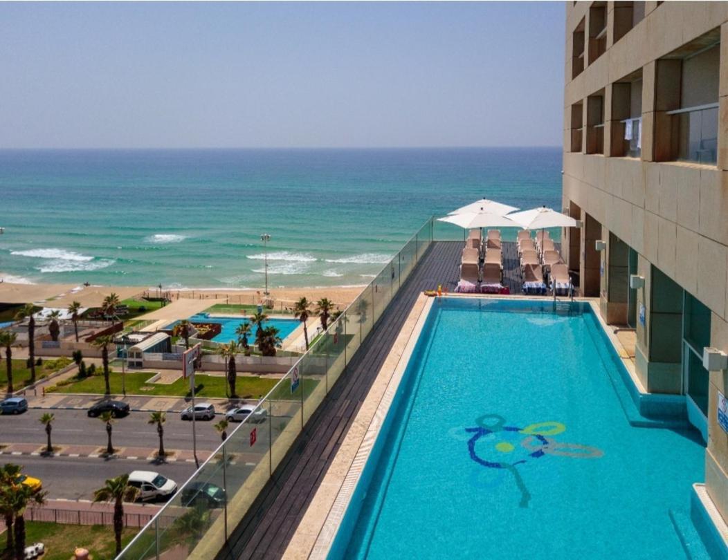 Go To Apartments In Leonardo Bat Yam Exterior foto
